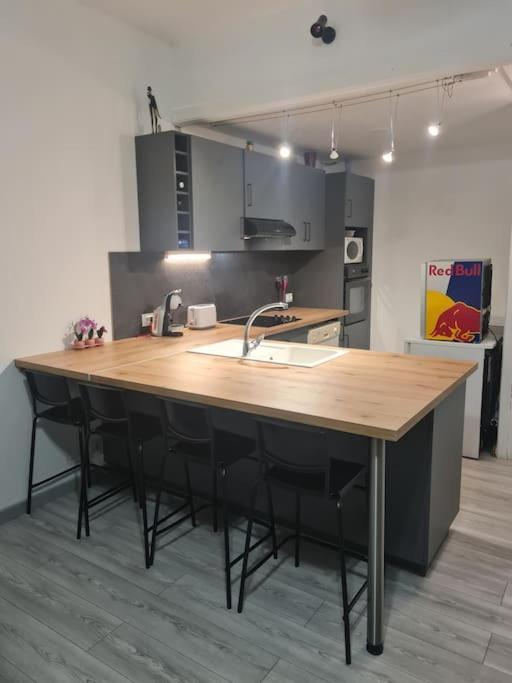 Le Beau Sejour Apartment Поатие Екстериор снимка